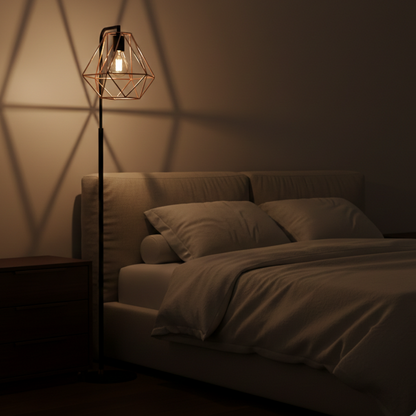 Abat-jour Pyramides en suspension dans une chambre avec lumière chaude