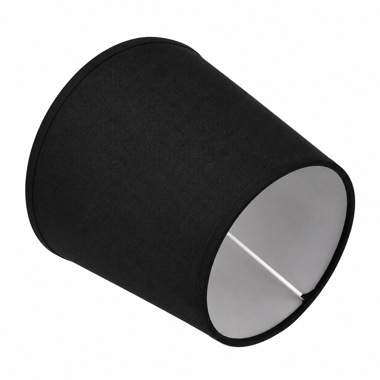 Abat-jour Cambon noir en tissu soyeux vu de côté