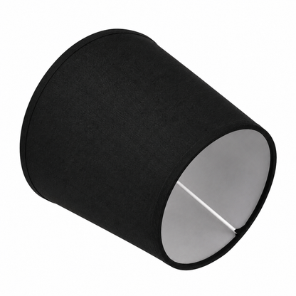 Abat-jour Cambon noir en tissu soyeux vu de côté